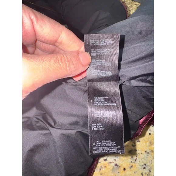 The North Face Girl 550 Goose Down Puffer Jacket L Burgundy Quilted Winter Coat - Picture 8 of 9